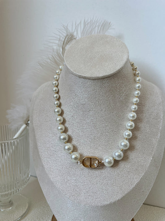 CD pearl necklace