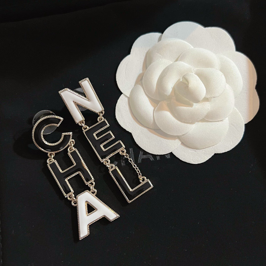 Cc logo earrings