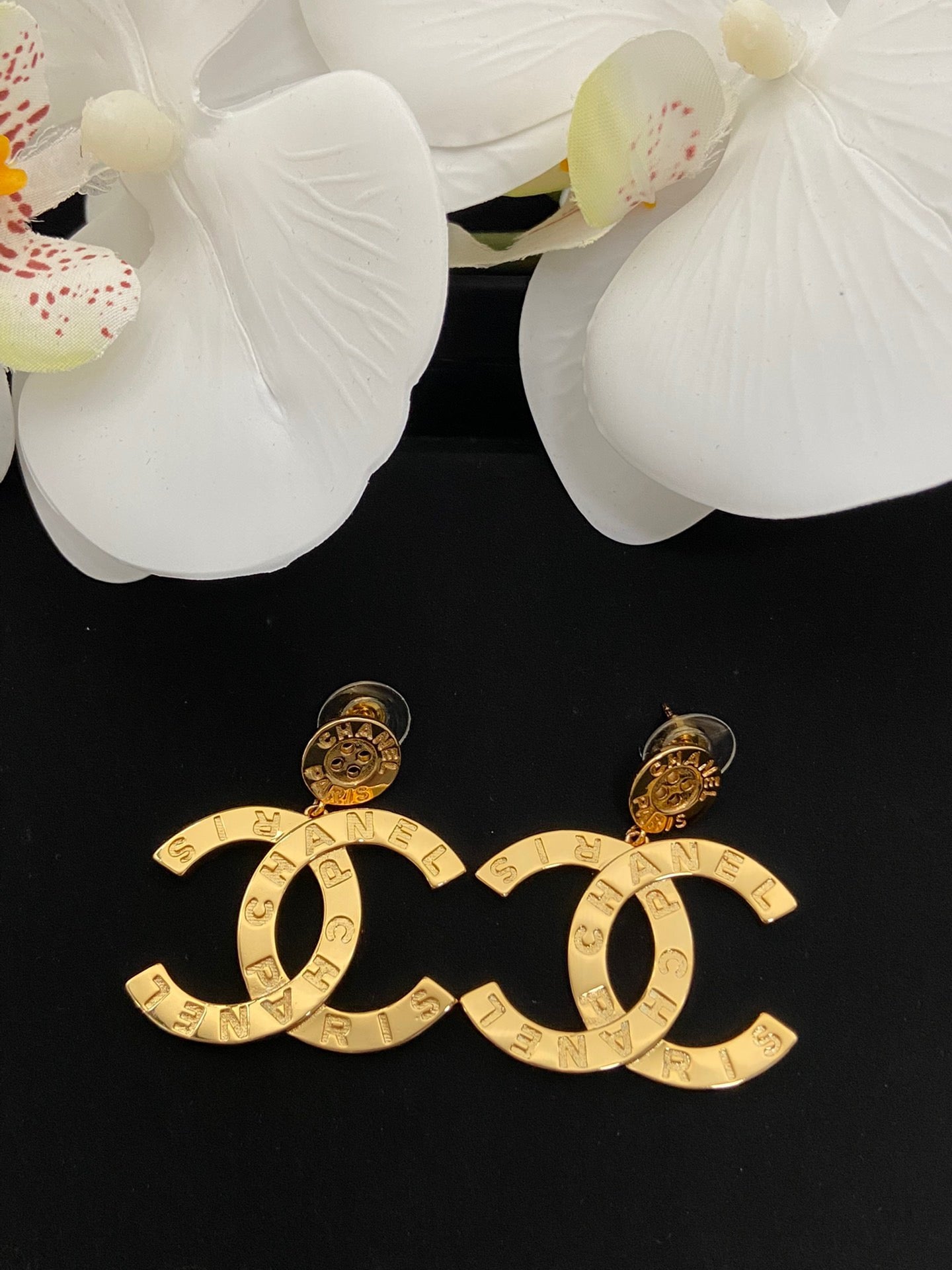 Vintage Cc earrings