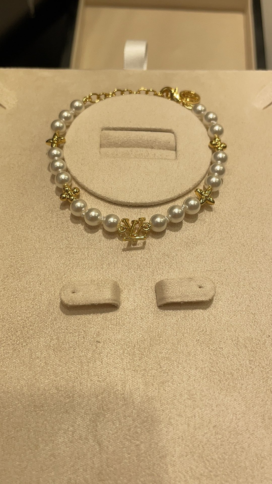 Luvi pearl bracelet