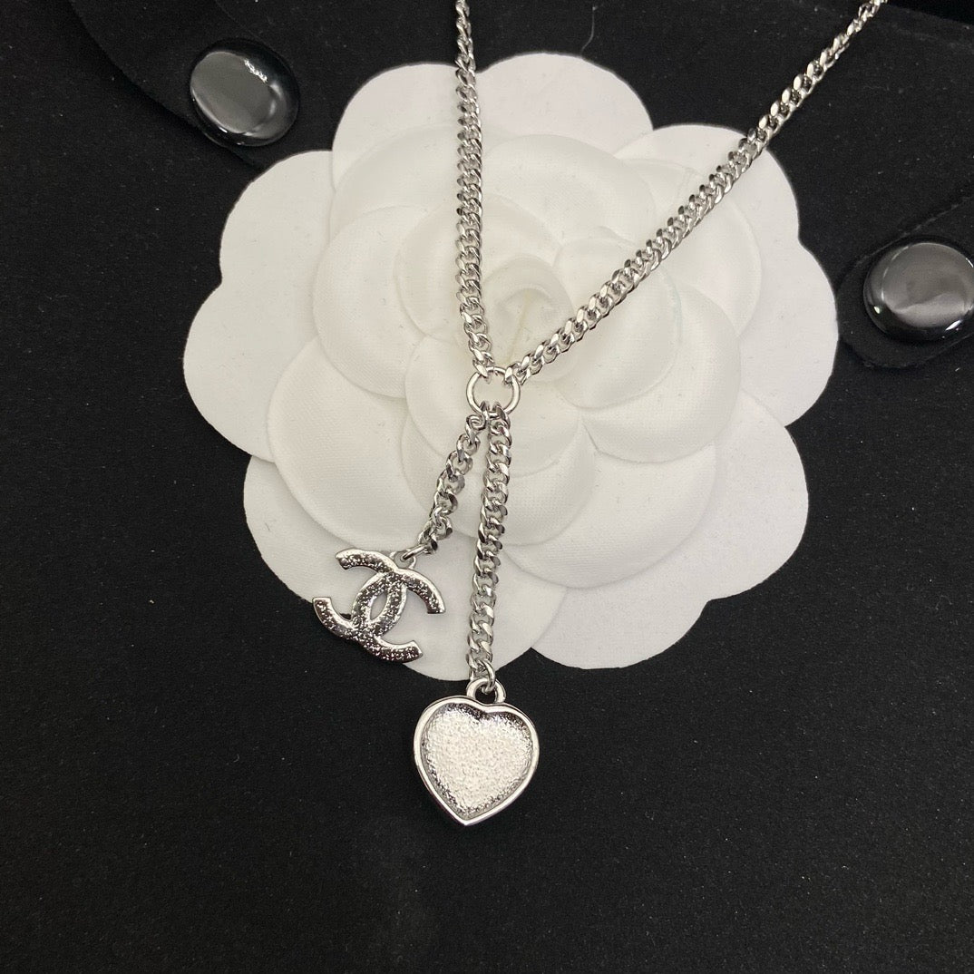 Cici heart necklace