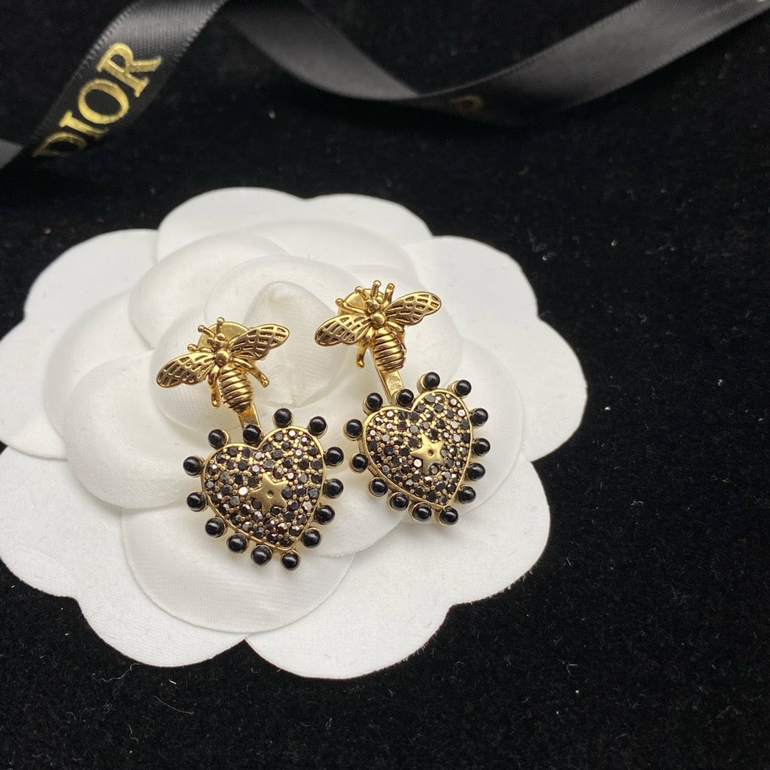 Dio little bee earrings