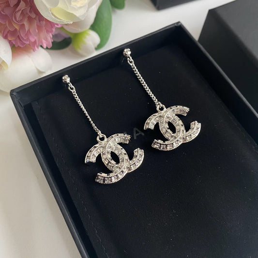 Cicy pendant earrings