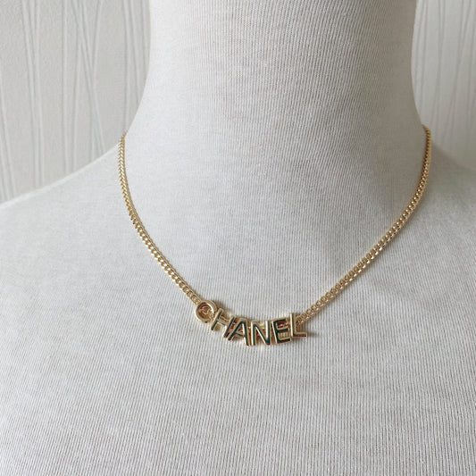 Collar de letras Cicy