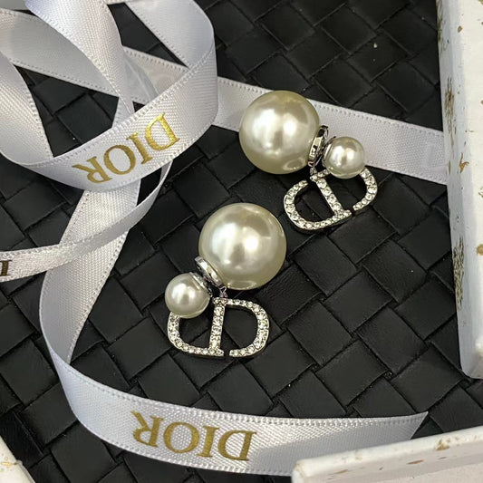 Dio cd pearl earrings