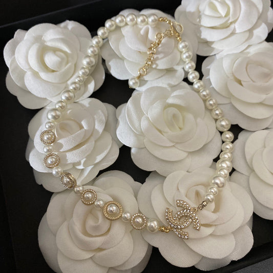 Coco pearl necklace