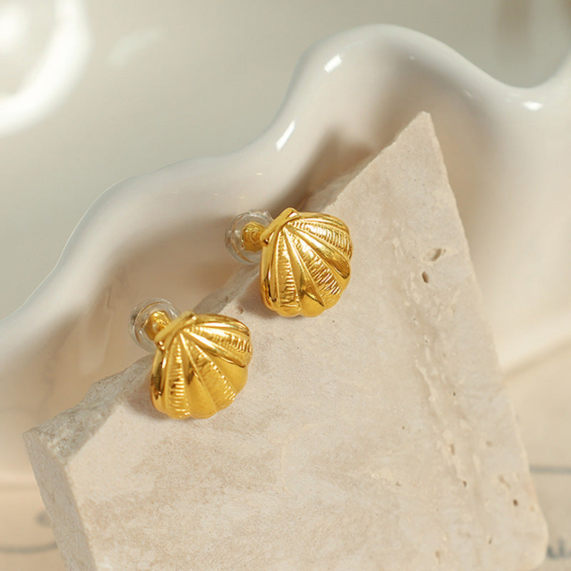 IU Shell earrings