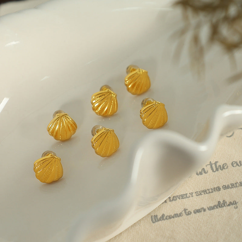 IU Shell earrings