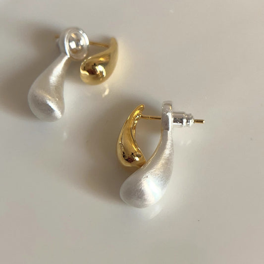 Water drop earrings